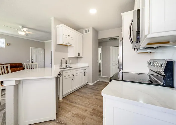 Pool Access, Near Spring Training! Retreat