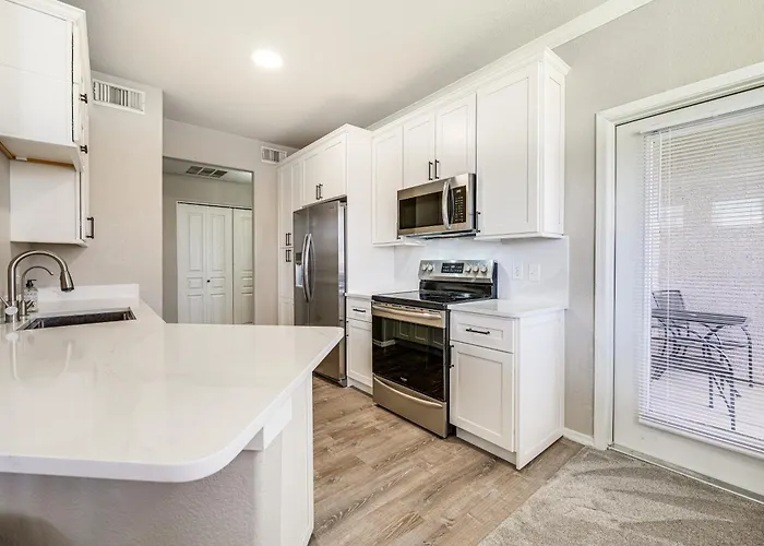 Pool Access, Near Spring Training! Retreat *